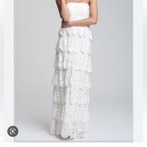 NWT beautiful white dress